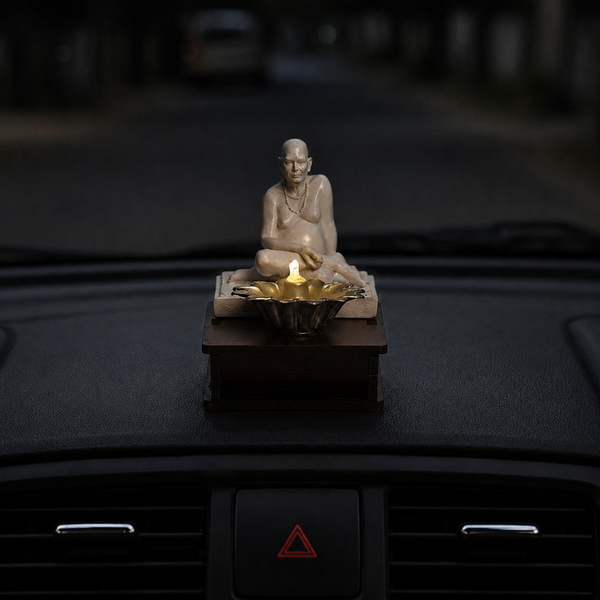 Solar Car Diya – Shree Swami Samarth (White Murti) Night View